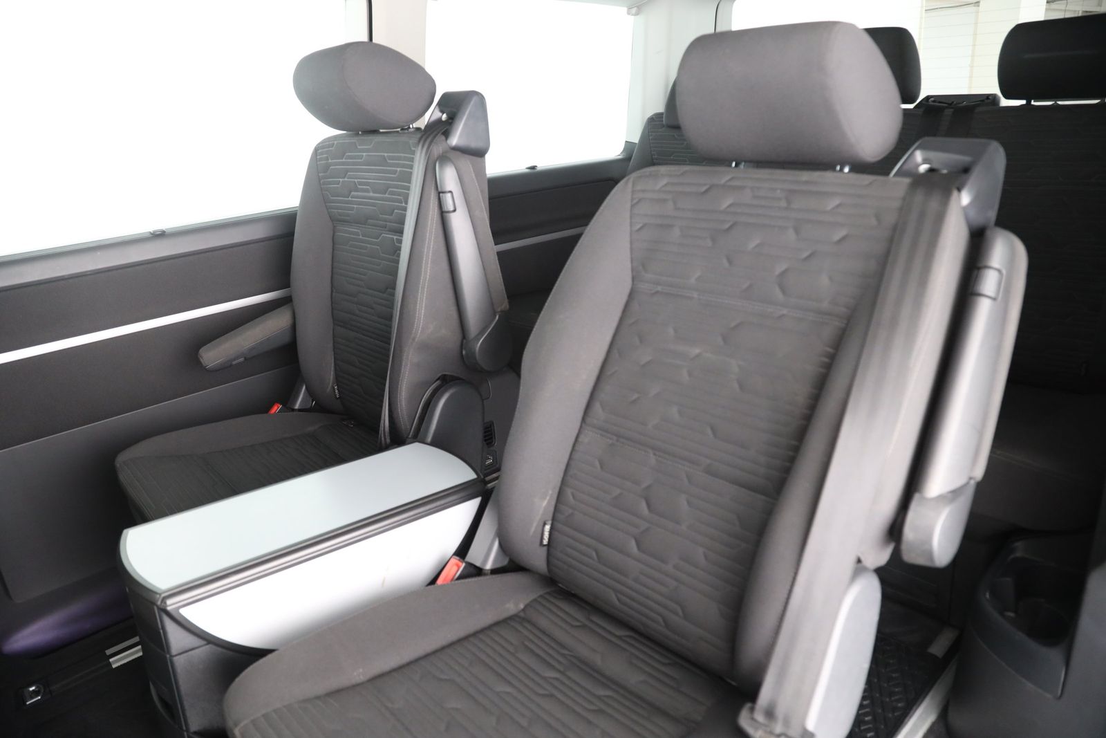 Volkswagen T6.1 Multivan TDI COMFORTLINE | LED | NAVI | AHK foto 13