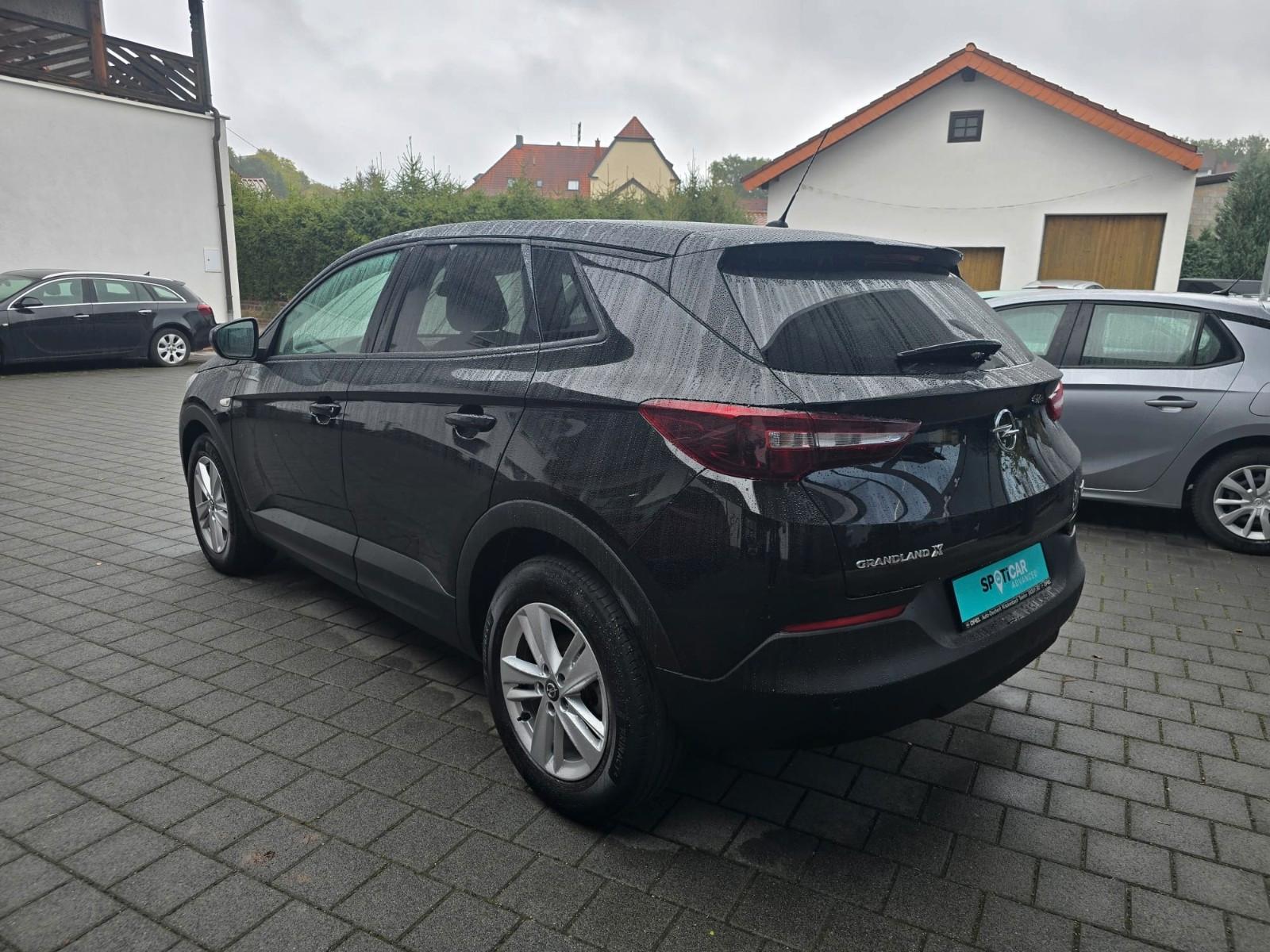 Opel Grandland (X) Edition 1.2
