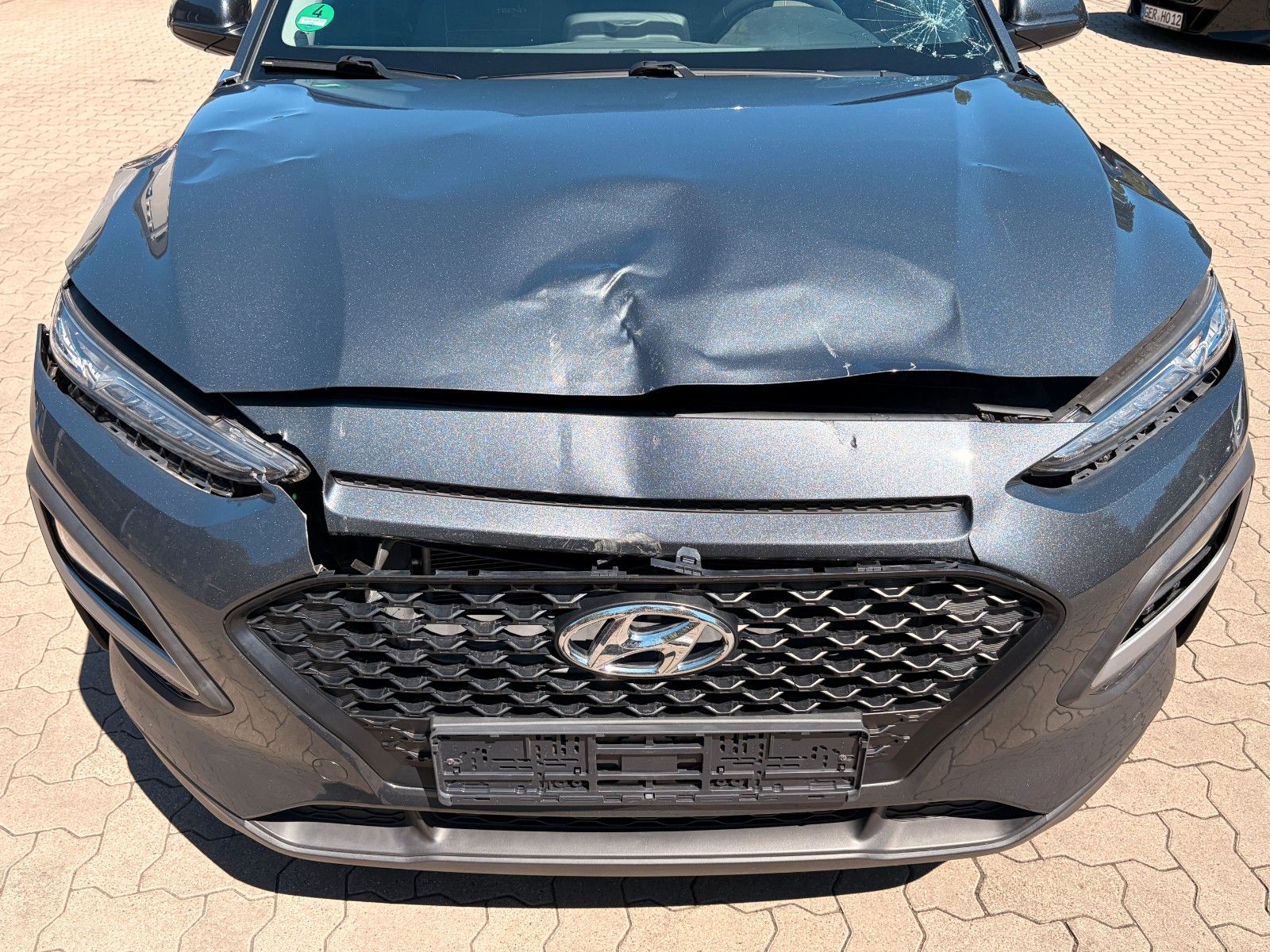 Fahrzeugabbildung Hyundai Kona Automatik*SHZ*NAVI*LED*AHK***