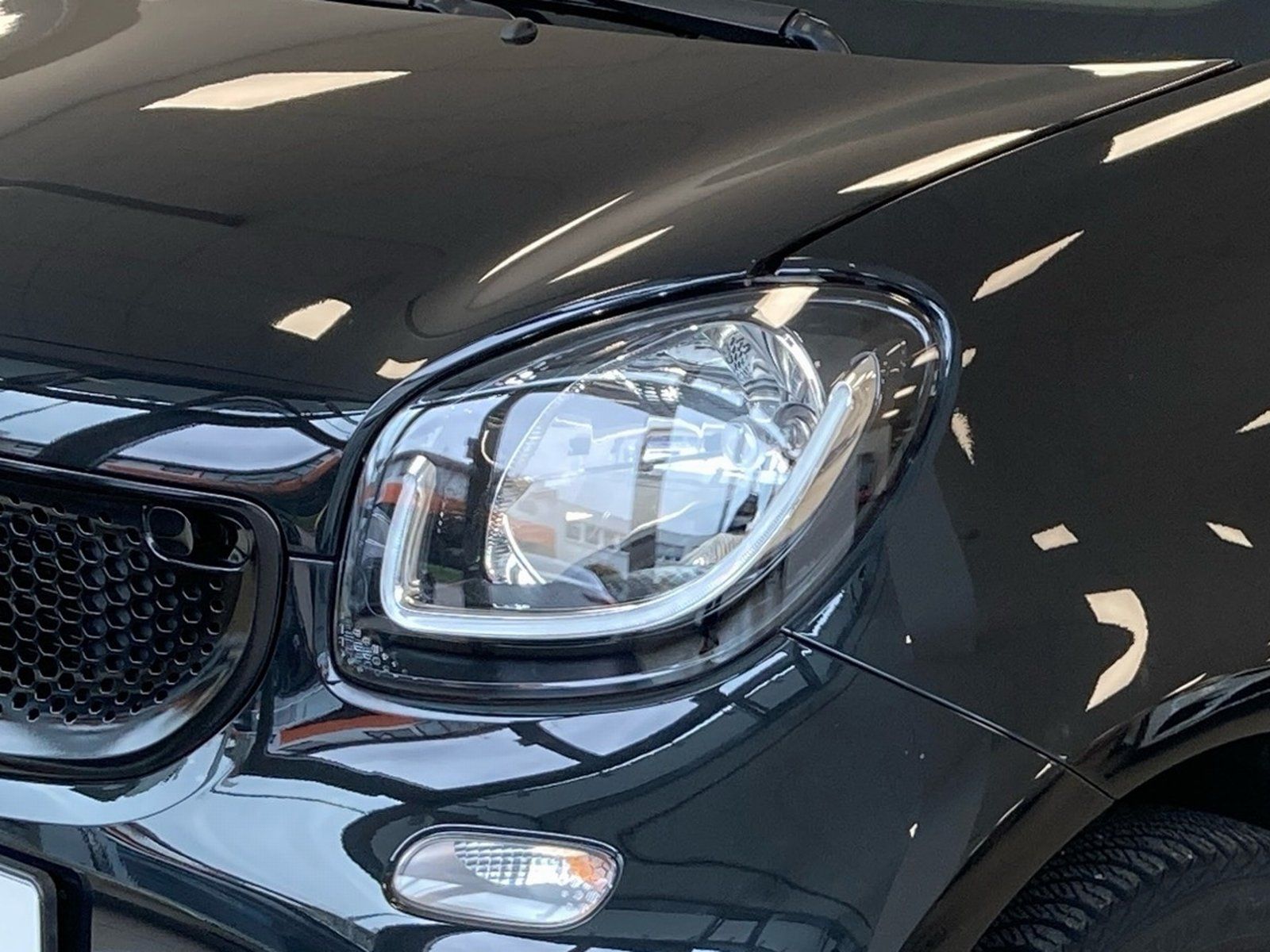 Fahrzeugabbildung Smart fortwo coupe*prime*Automat*Pano*SHZ*Cool&Audio*