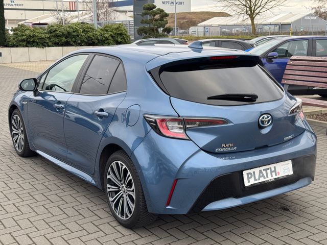 Toyota Corolla  Hybrid Club