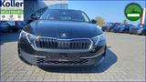 Skoda Octavia Combi 1.5 eTSI DSG Exclusiv Facelift - Skoda Octavia: Combi Facelift