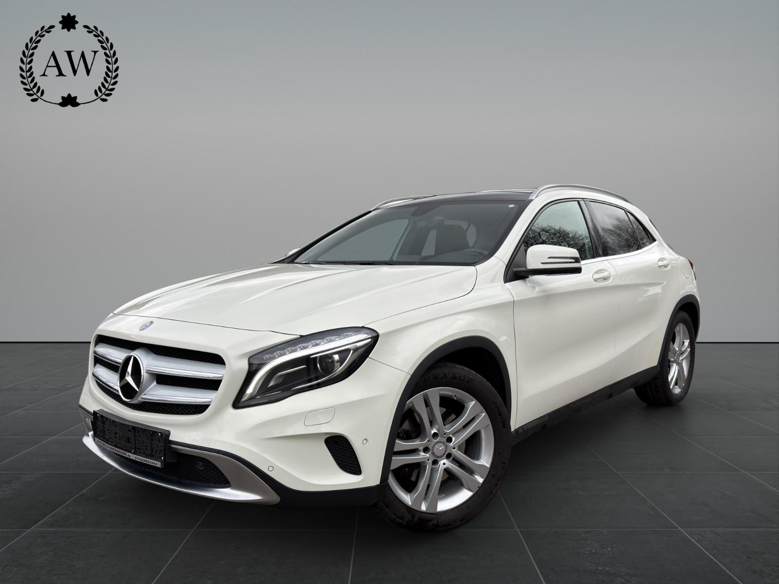 Mercedes-Benz GLA 250 Urban+Panorama+Bi-Xenon+Navi+R*Cam