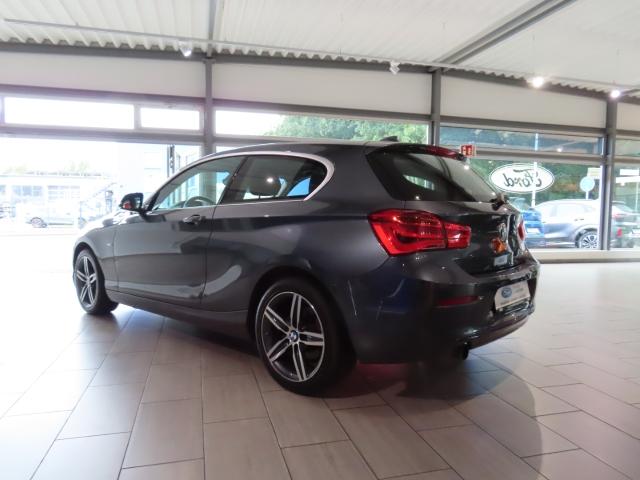 BMW 118 i Sport Line Sport Soundsystem HarmanKardon 