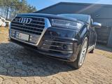 Audi SQ7 4.0 TDI quattro tiptronic - - Audi SQ7: Privatanbieter