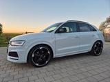 Audi Q3 2.0 TDI quattro S-line-Pano-Navi-20 Zoll