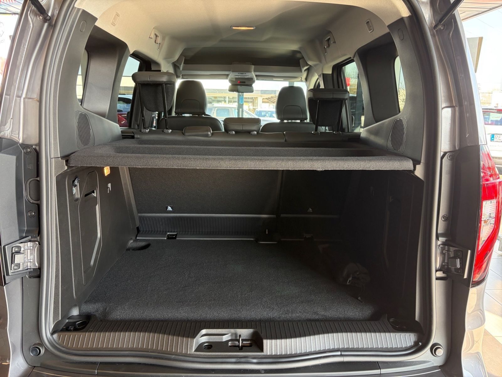 Fahrzeugabbildung Nissan Townstar DIG-T 130 L1 Tekna AUTOMATIK*NAVI*SHZ*K