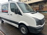 Volkswagen Crafter 35 Kasten 2.5 TDI - Volkswagen Crafter mit Diesel-Antrieb: 2.5