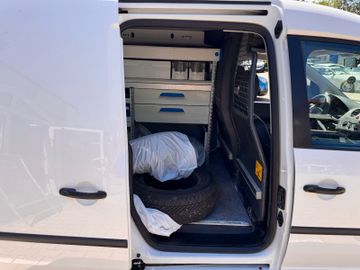 Volkswagen Caddy - 12