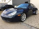 Porsche 911 996 Unfall - Porsche 911 Urmodell Unfallwagen