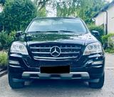 Mercedes-Benz ML 350 CDI 4MATIC - - Mercedes-Benz ML 350 aus 2010