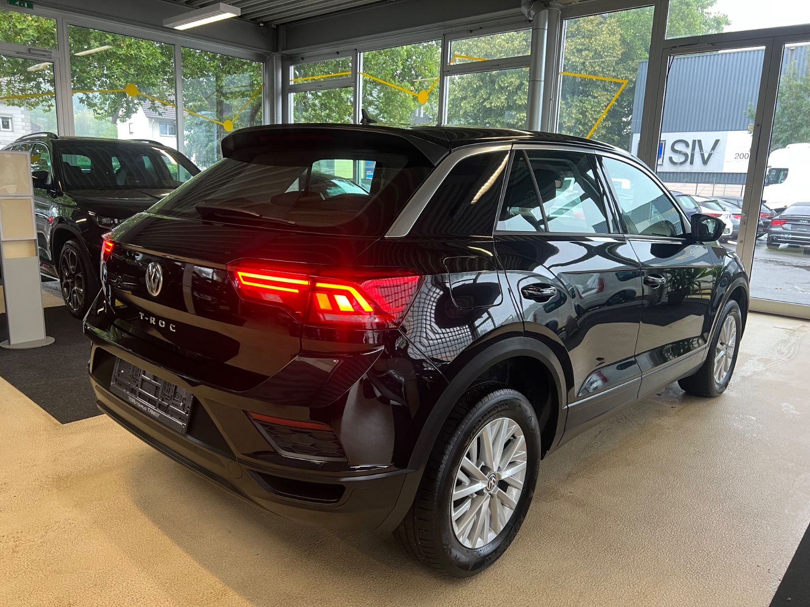 Fahrzeugabbildung Volkswagen T-Roc TDI *NAVI* CAR-PLAY *