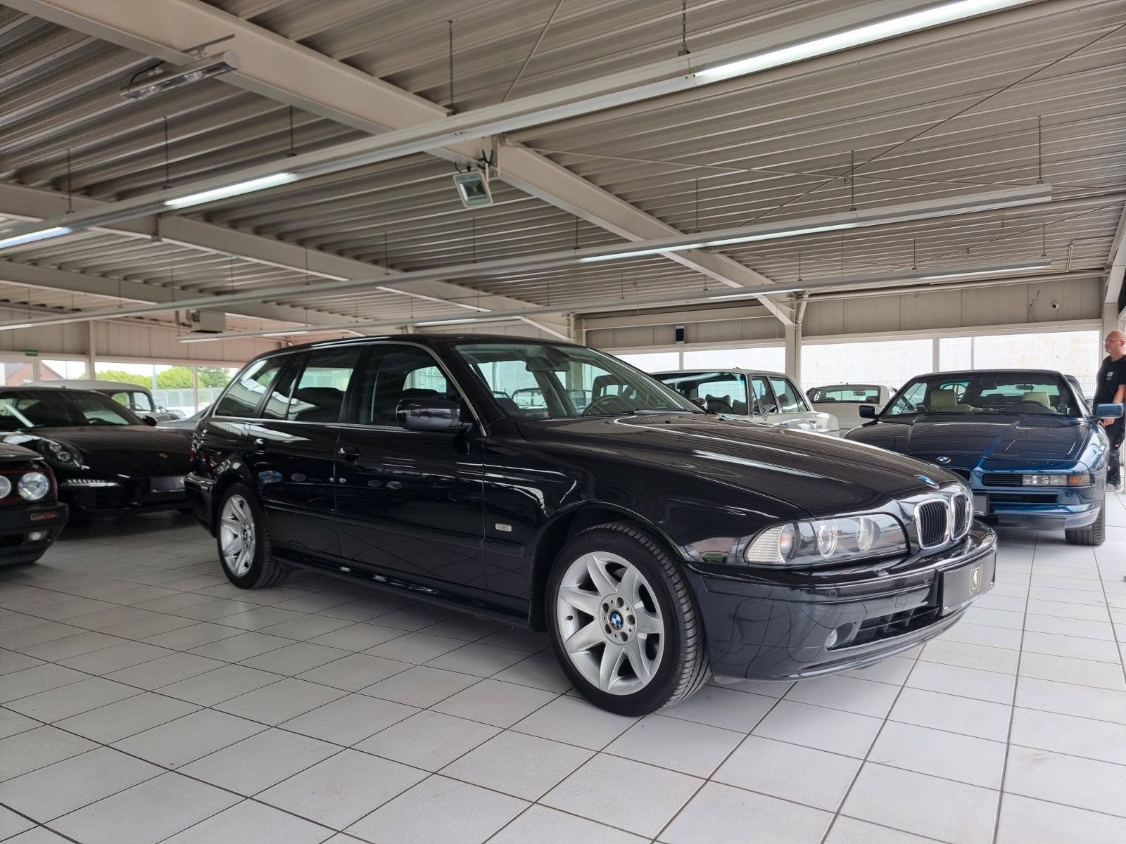 Fahrzeugabbildung BMW 530i Exclusive touring/2. Hand/1A Zust.+Historie