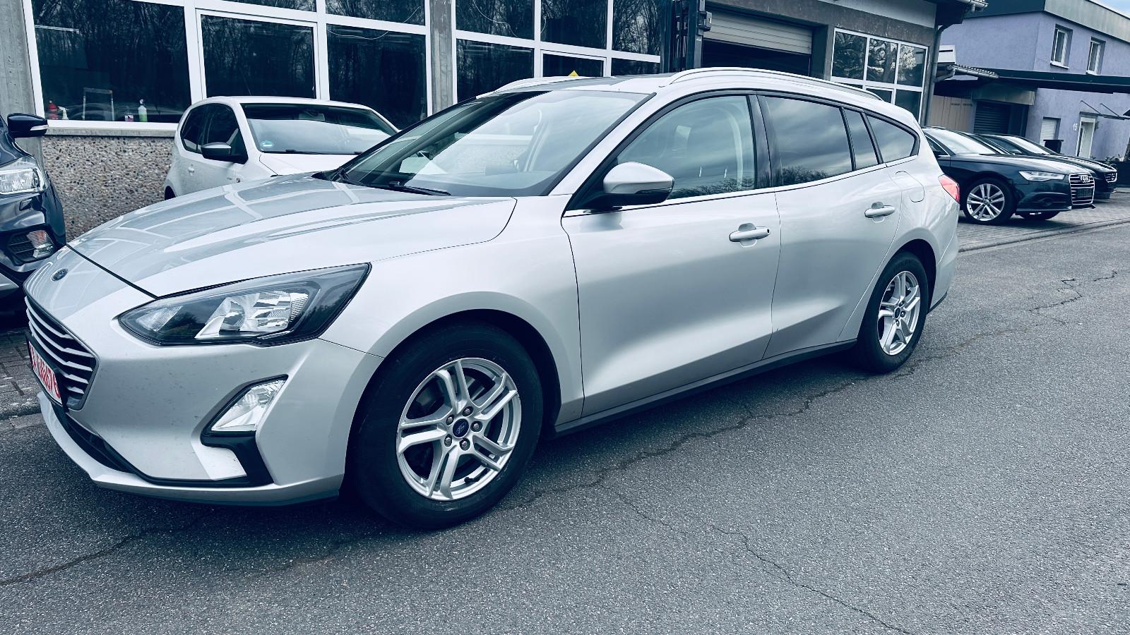 Ford Focus Turnier 1.5 TDCI Cool & Connect NAVI LED