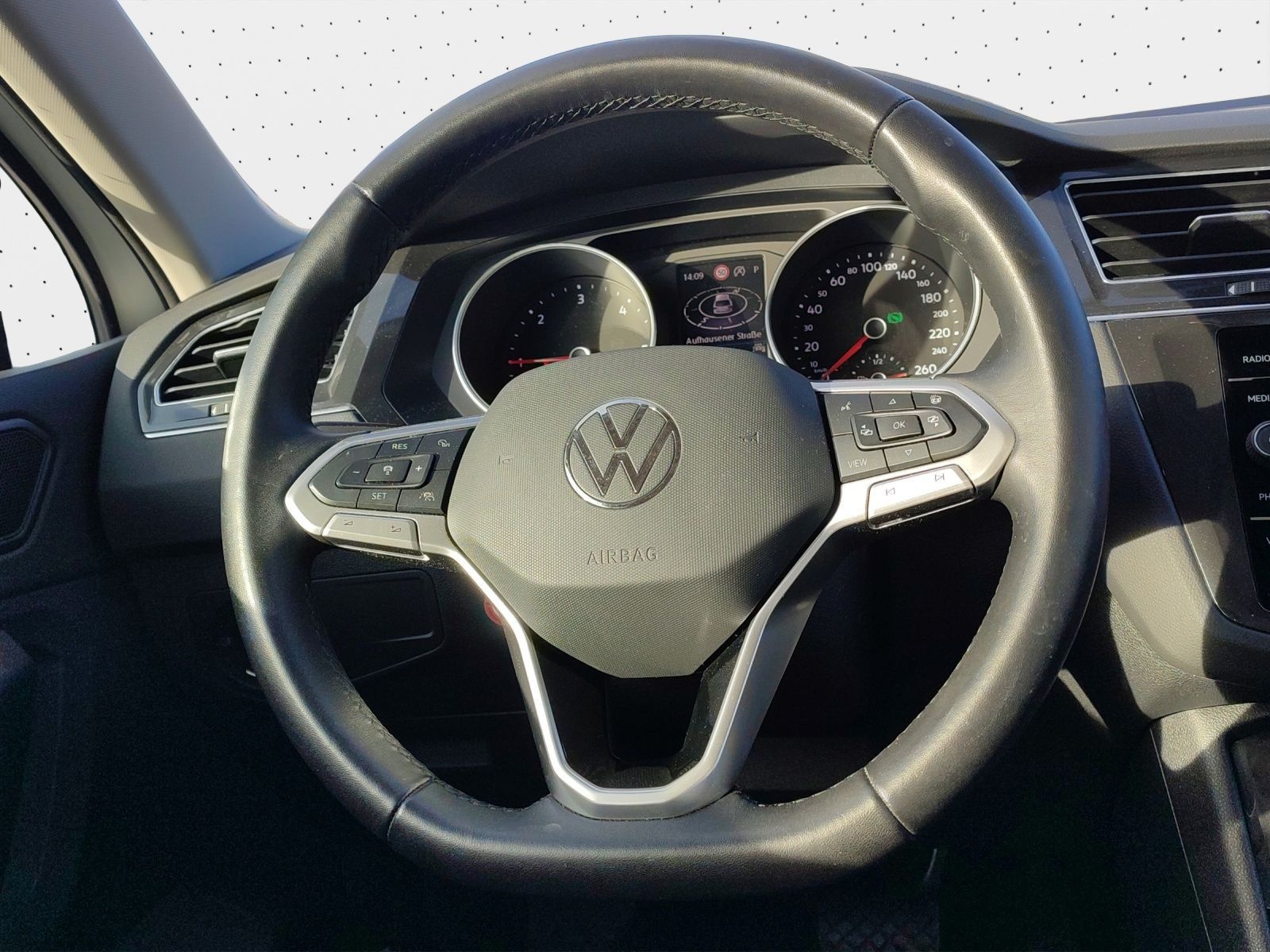 Volkswagen Tiguan - Bild 10