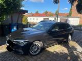BMW 520d xDrive Touring A Luxury Line Luxury Line - BMW: Massagesitze, Kombi
