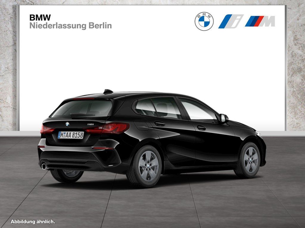 BMW 1 Series 2023