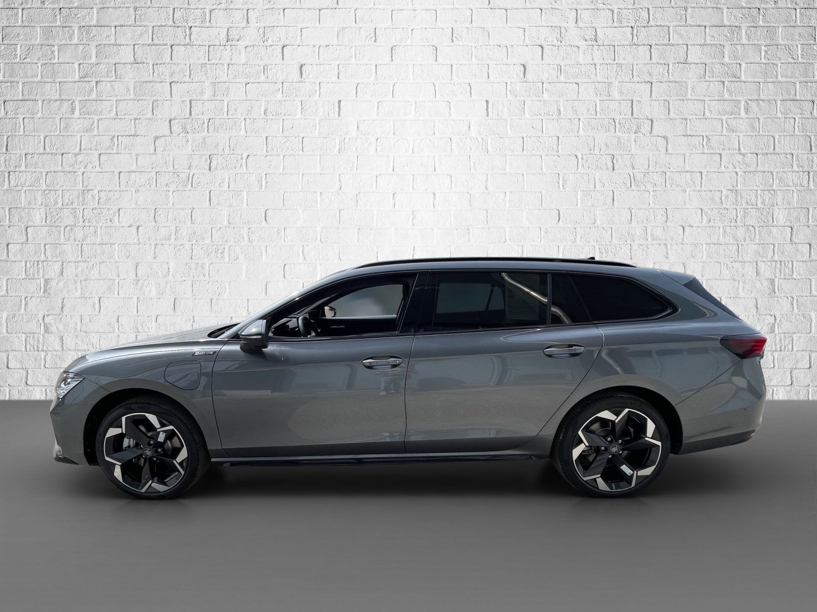 Skoda Superb Combi 1,5 TSI iV DSG - Sportline imagem 2