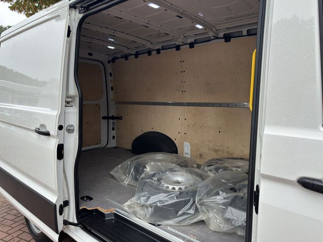 Crafter 30 2.0 TDI L2H1 FWD KLIMA PDC KAMERA