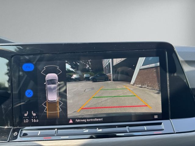 Golf VIII 2.0 TDI DSG Style STANDHZ+LED+NAVI+RFK