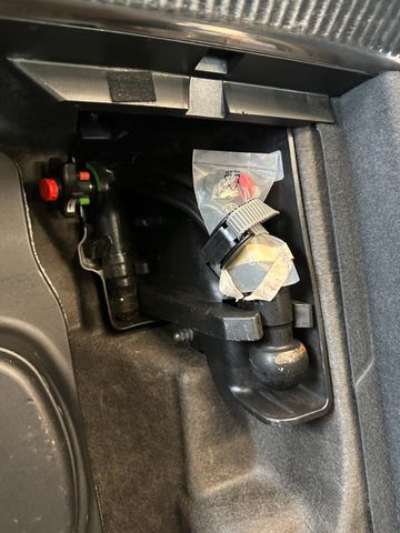 Audi A4 *3-ZONEN*MEMORY*StzHZBelftg*TEMPO*AHK*LEDER*