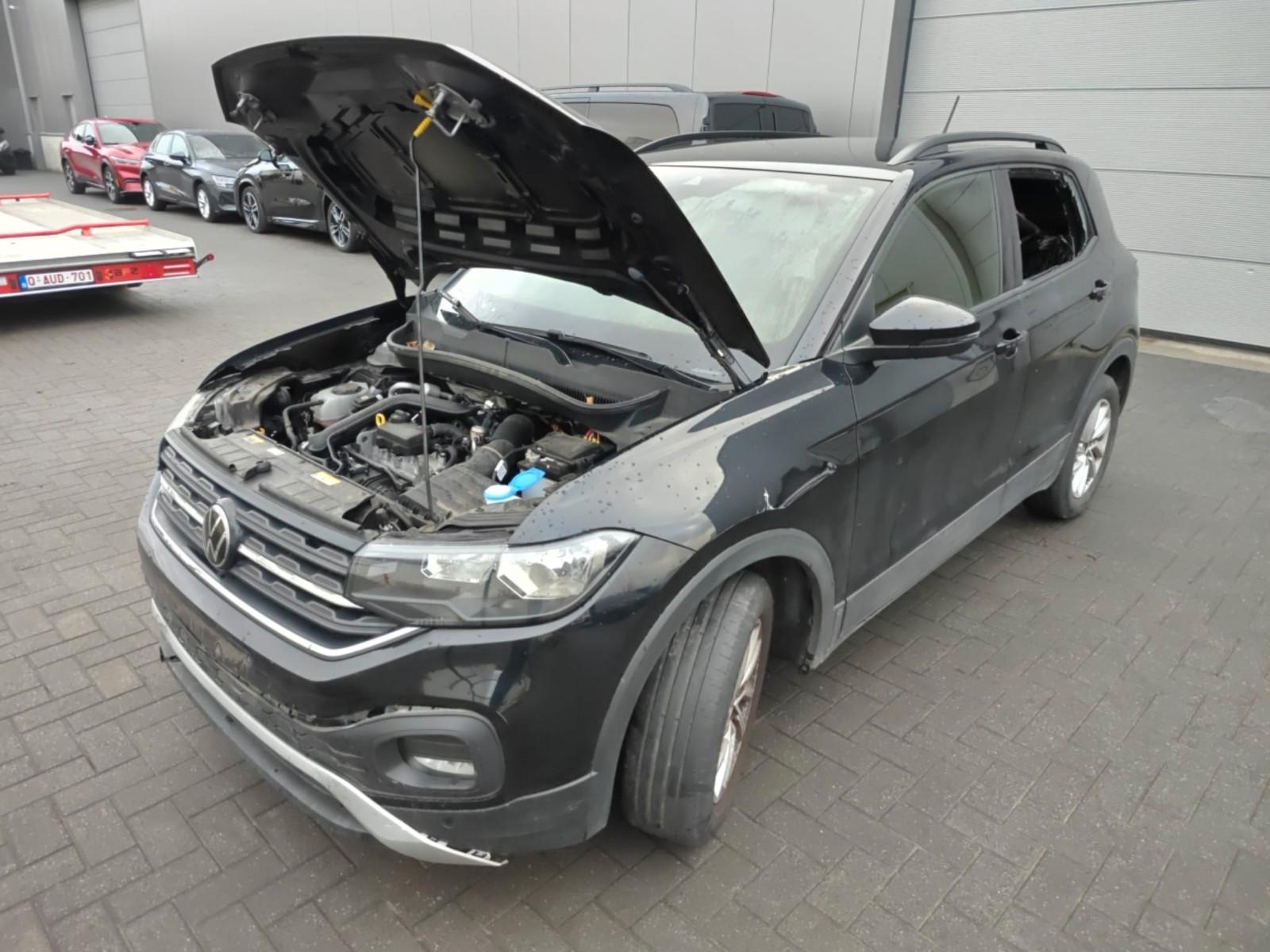 Volkswagen T-Cross 1.0 TSI 110PS DSG  BRANDSCHADE