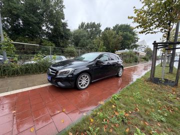 Mercedes A 220 - 3