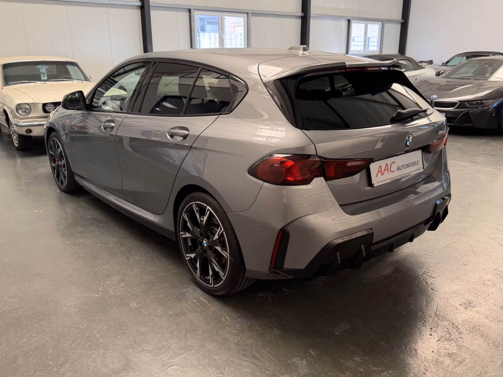 BMW 1 Series M Sport Pro Paket/Sonderausstattung, миниатюра 9