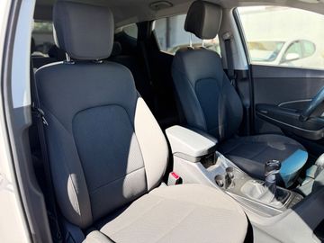 Hyundai SANTA FE - 12