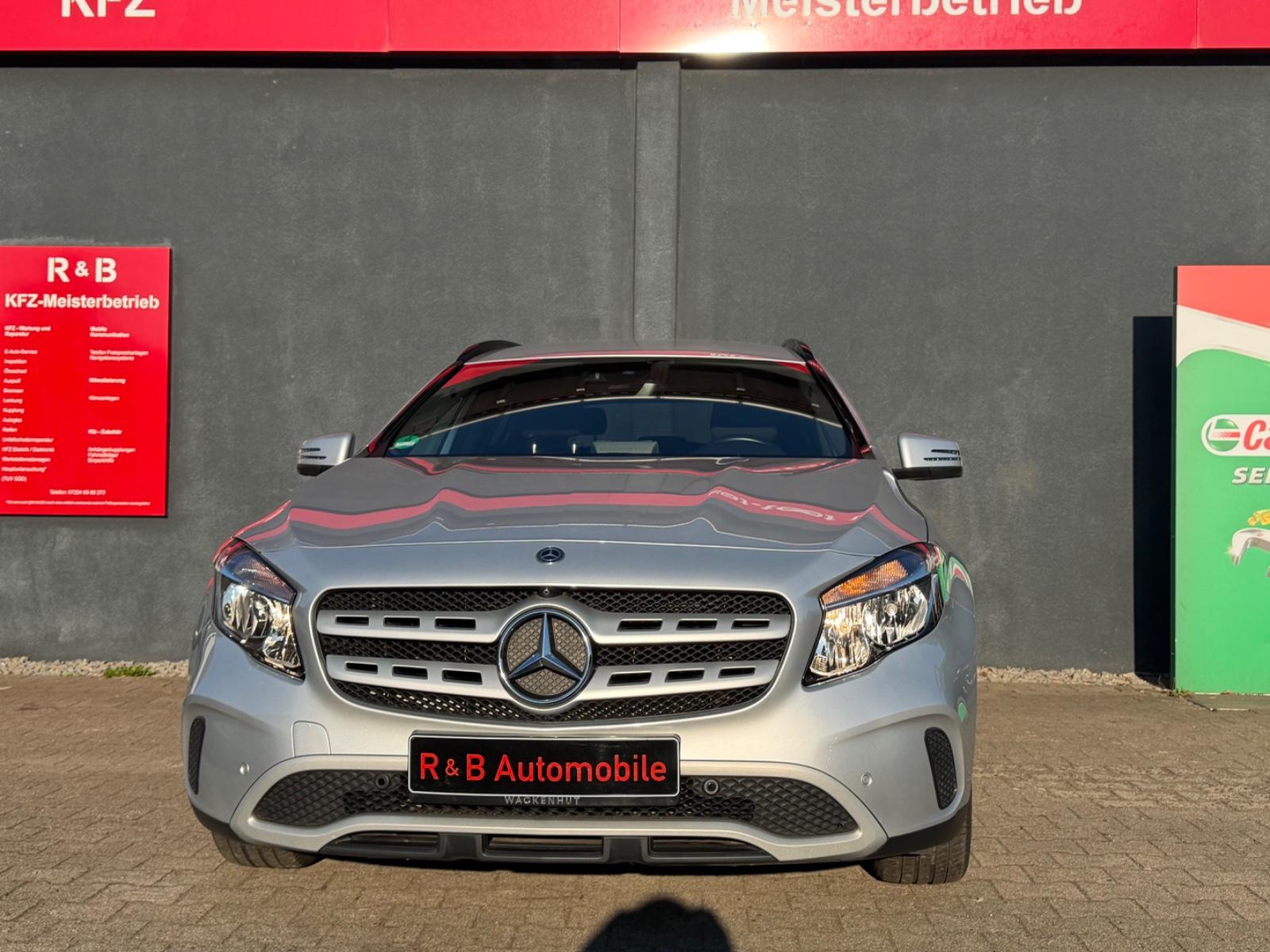 Mercedes-Benz GLA 200 GLA *360Kamera*Navi*SZH*Fahrrasisstenz*
