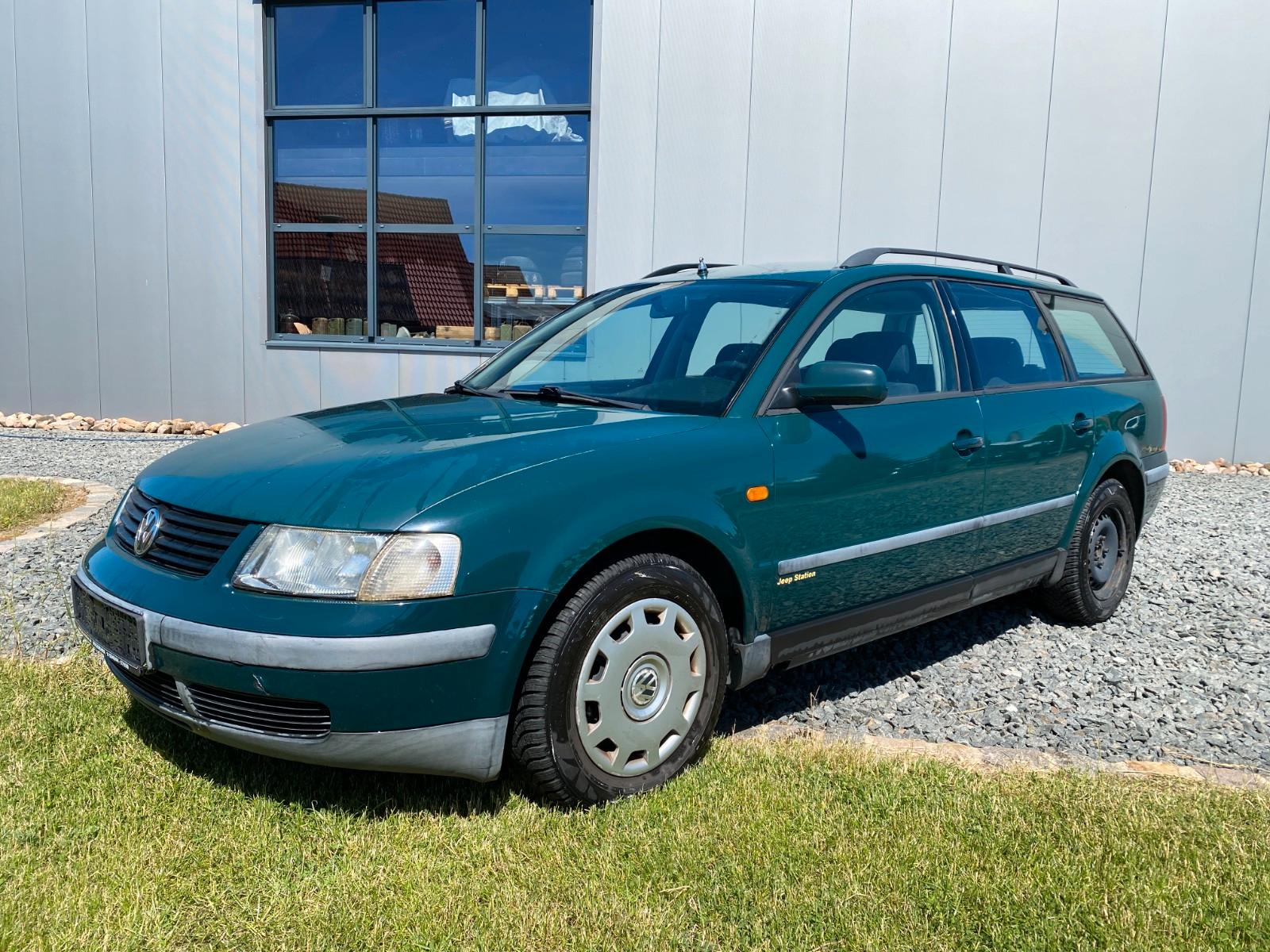 Volkswagen PASSAT 3B KLIMA TÜV 10 / 2026