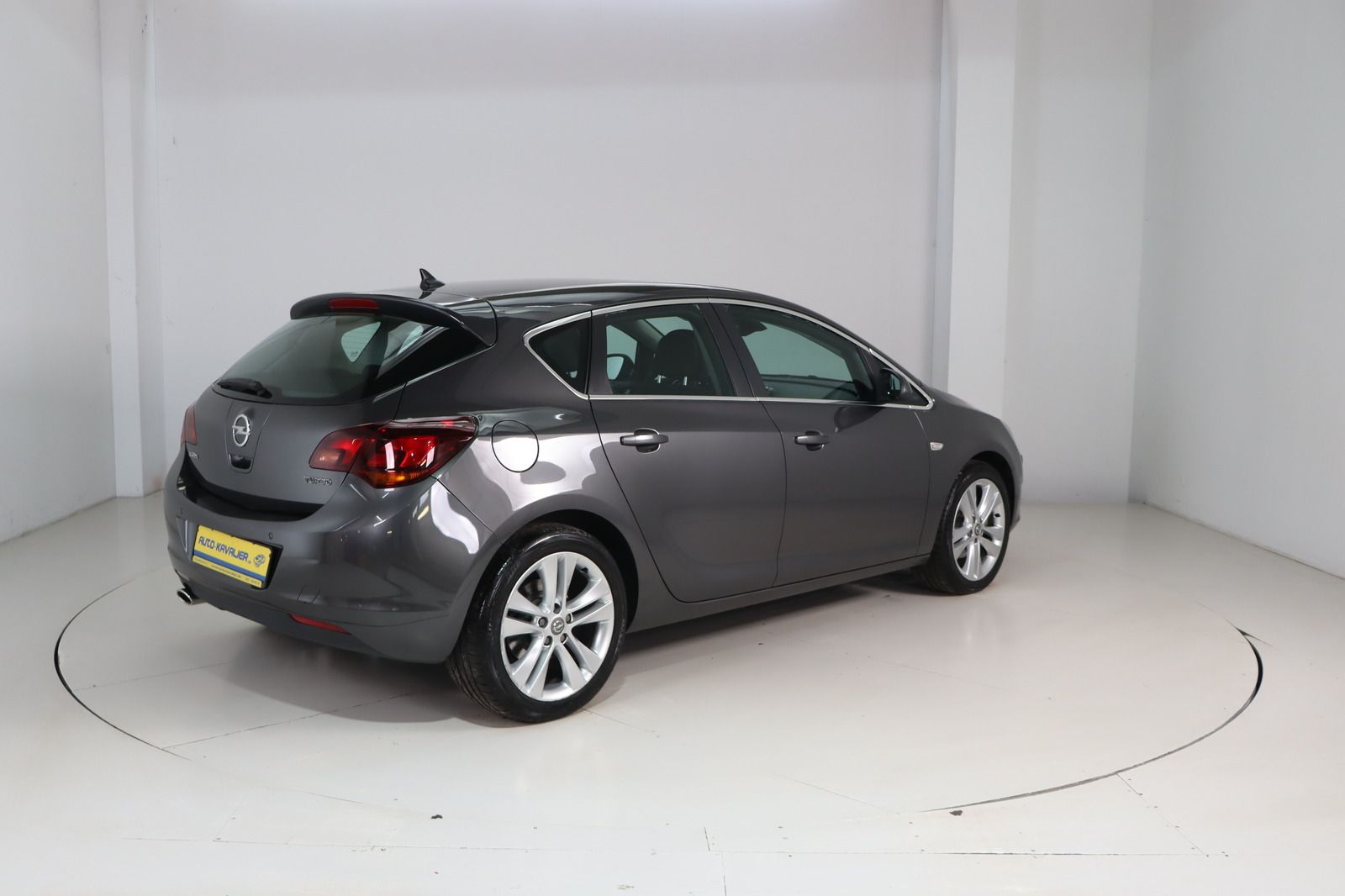 Fahrzeugabbildung Opel Astra J 1.6 Turbo Innovation * 1. Hd. * wenig Km