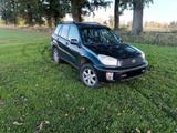 Toyota RAV4 II 2,0 Benzin LPG 4x4 - gebrauchte Toyota RAV 4 aus dem Jahr 2001