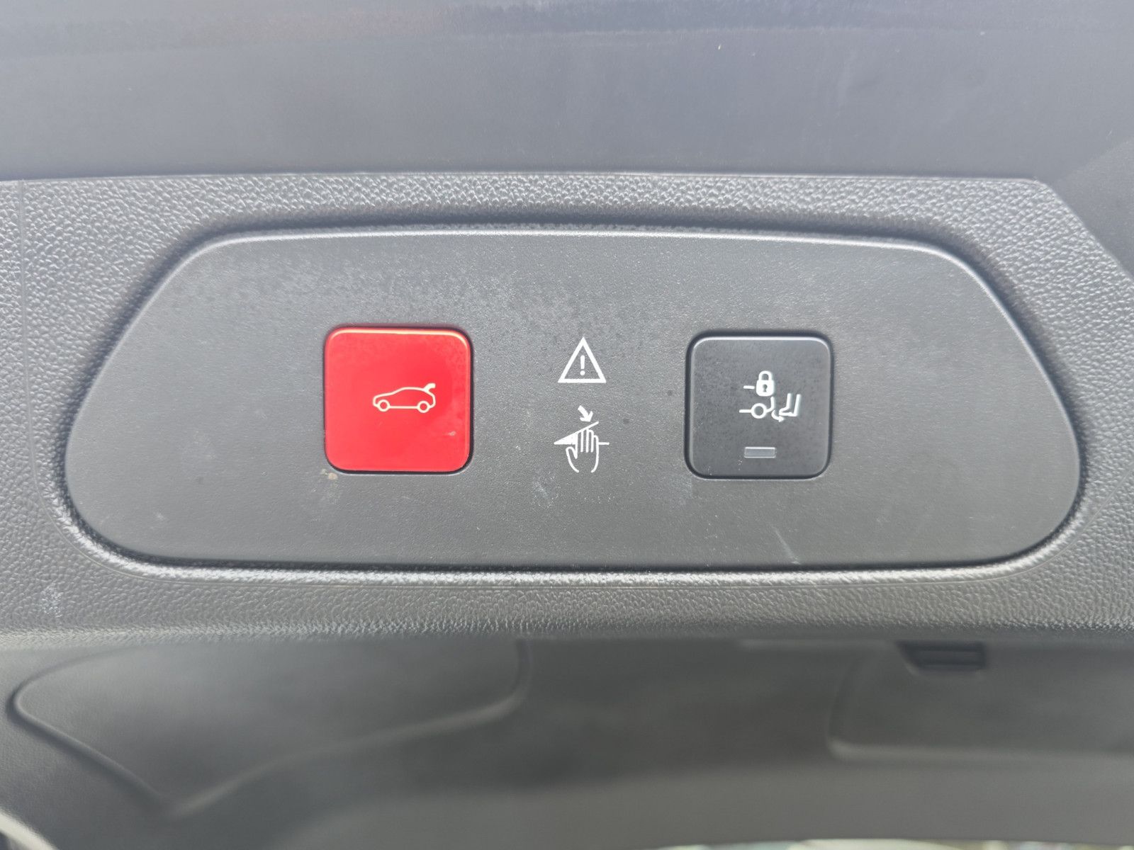 Fahrzeugabbildung Opel Grandland (X)Ultimate LEDER NAVI DAB  AHK 360