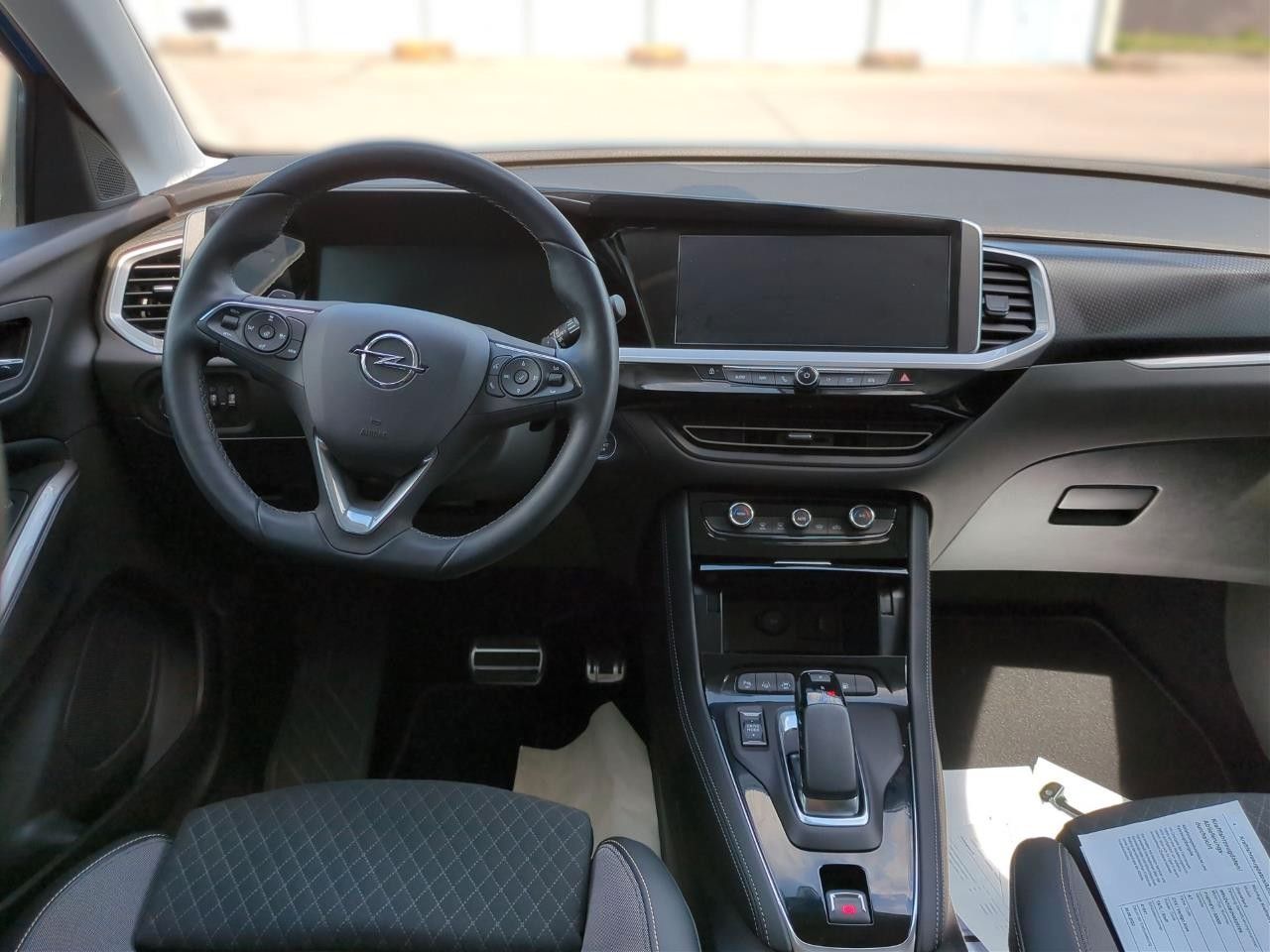 Fahrzeugabbildung Opel Grandland (X) GS SPORT 4HYBRID NAVI/LED/360°/DAB