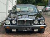Jaguar XJ12°DAIMLER DOUBLE SIX SERIE III°LEDER BEIGE°SD - schwarze Jaguar XJ12