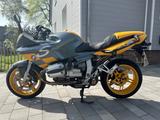 BMW R1100S - BMW R1100R