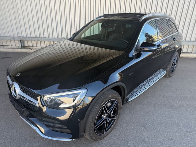 Mercedes-Benz GLC 300 de 4MATIC*AMG*DISTRONIC*PANO*LED*DIGITAL