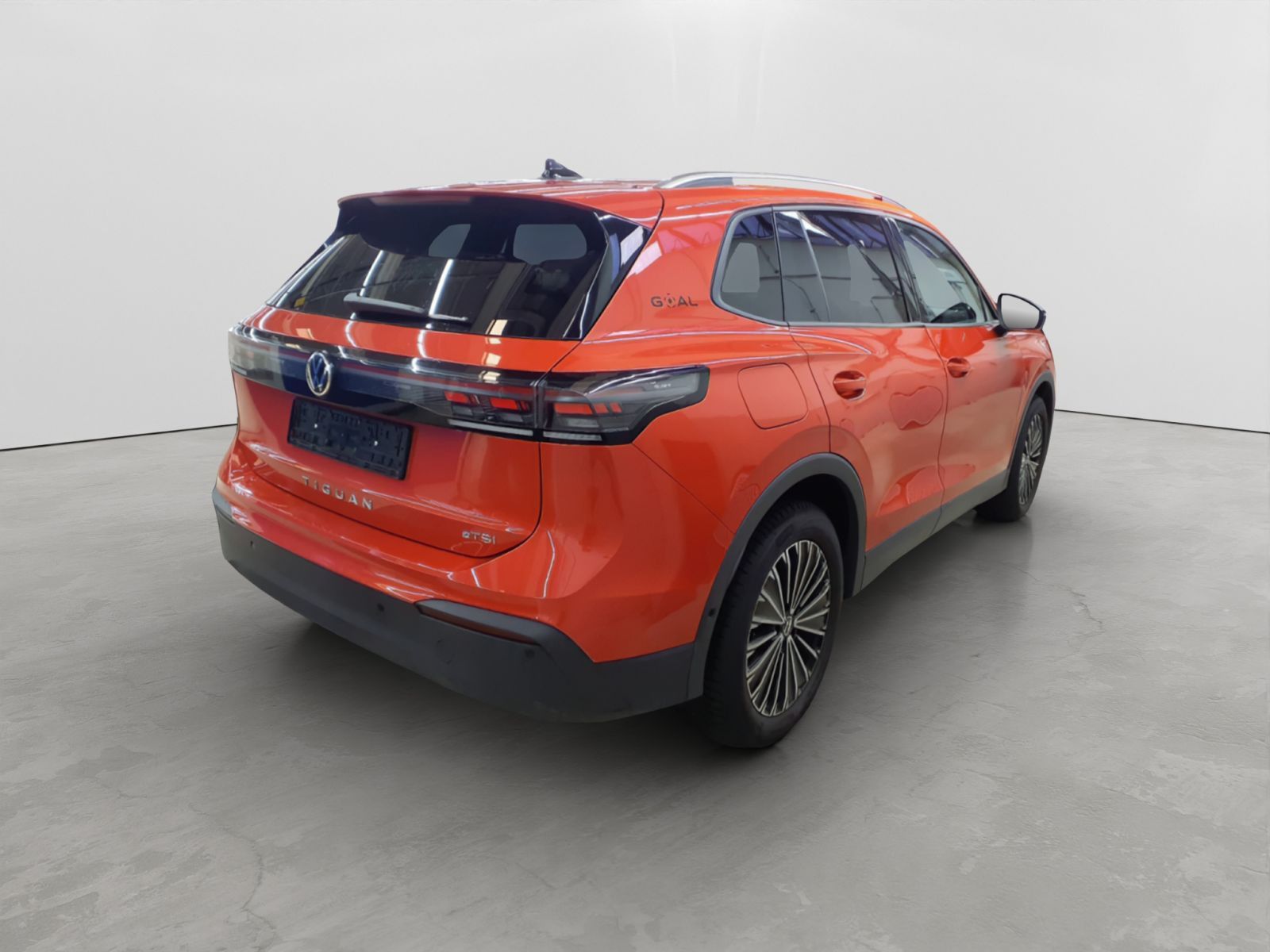 Volkswagen Tiguan 1.5 eTSI DSG Goal AHK LED Kamera Navi foto 3