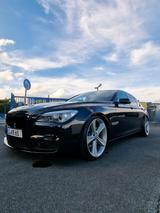 BMW Bmw F01 730d M packet - BMW 730 in Bielefeld
