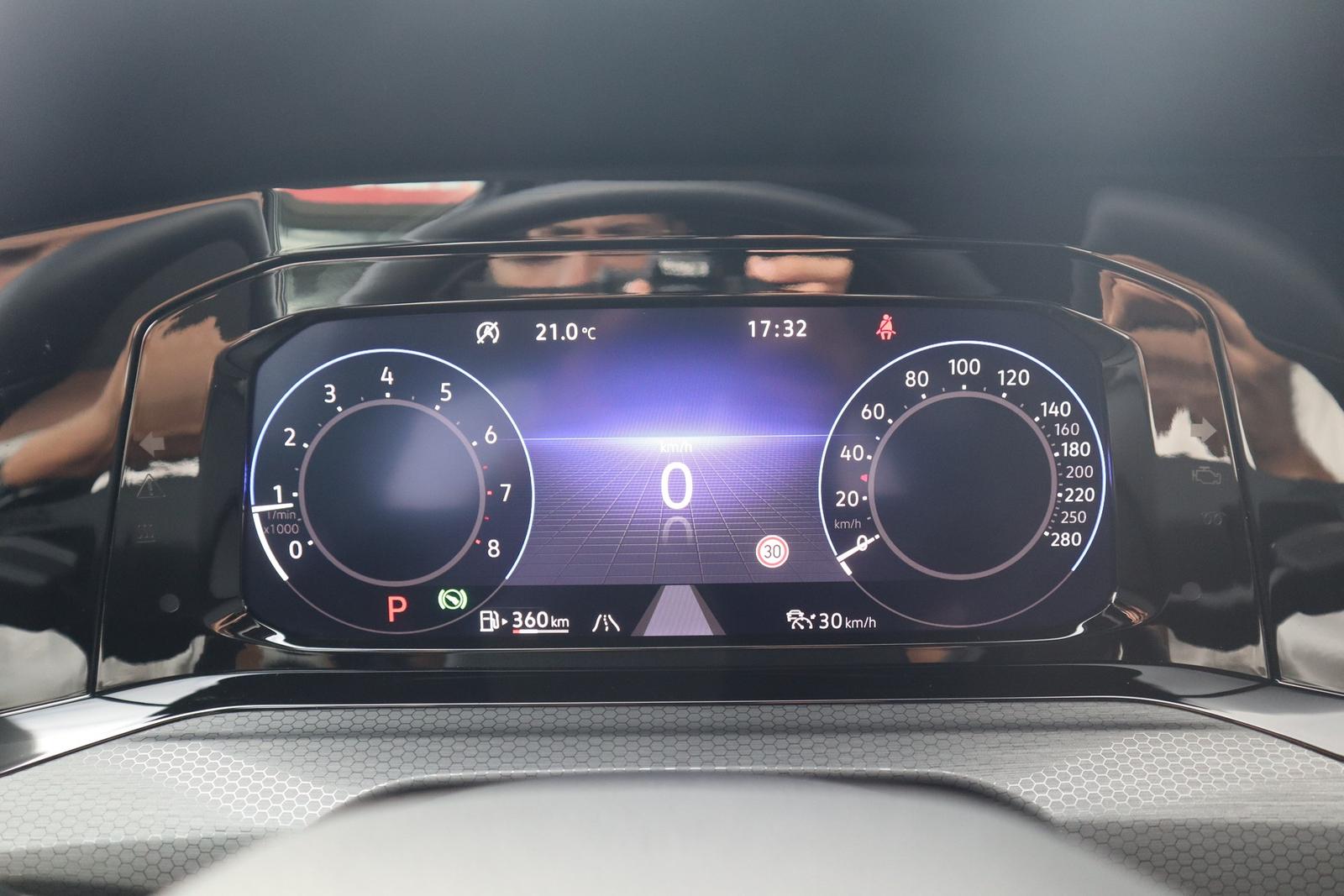 Volkswagen Golf VIII 2.0 GTI LED Head-Up ACC Standheizung, миниатюра 13