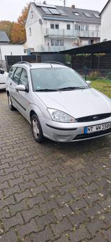 Ford Focus 1.6 Wenig KM und leider Ohne TÜV - Ford Focus aus 2002: Kombi