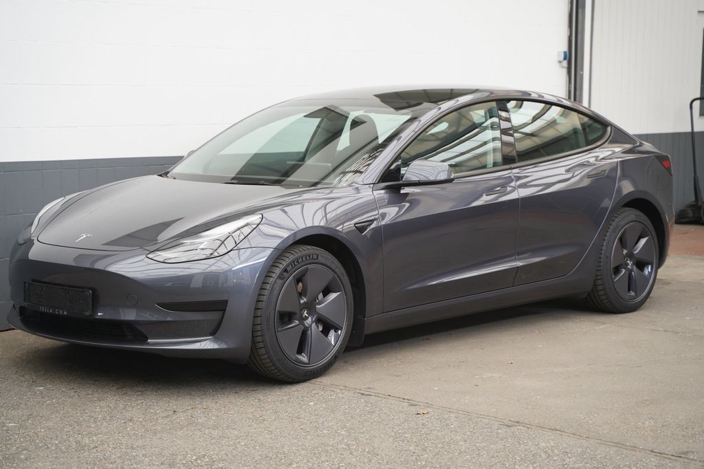 Image of Tesla Model 3