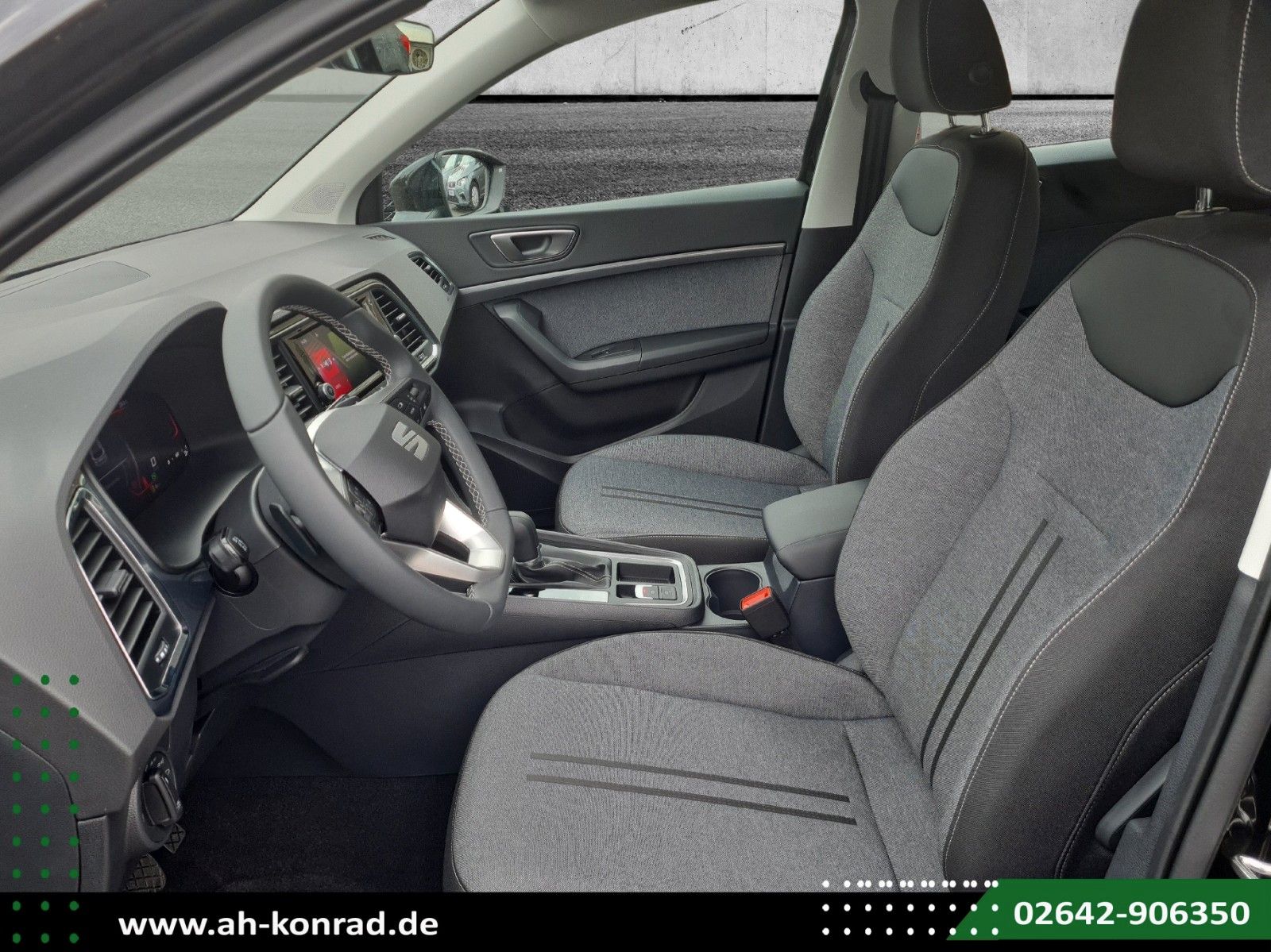 Fahrzeugabbildung SEAT Ateca Style1.5 TSI DSG*AHK*ACC*APP*ELKTR.HECKKL*