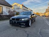 BMW 330d xDrive Touring LCI, M-Paket - BMW 330 aus 2010: Xd