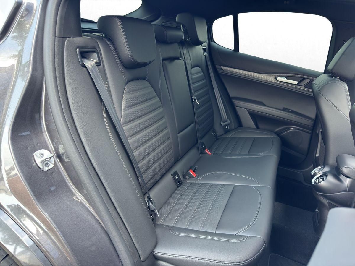 Alfa Romeo Stelvio - Bild 19