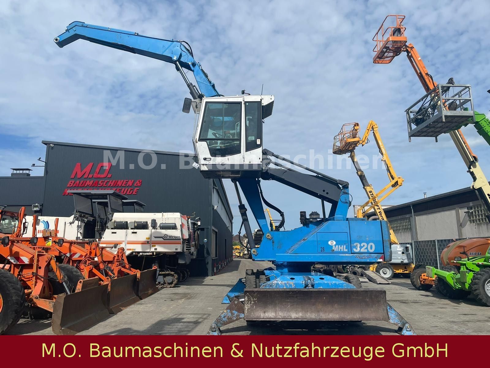 Fahrzeugabbildung Terex Fuchs MHL 320 / ZSA /