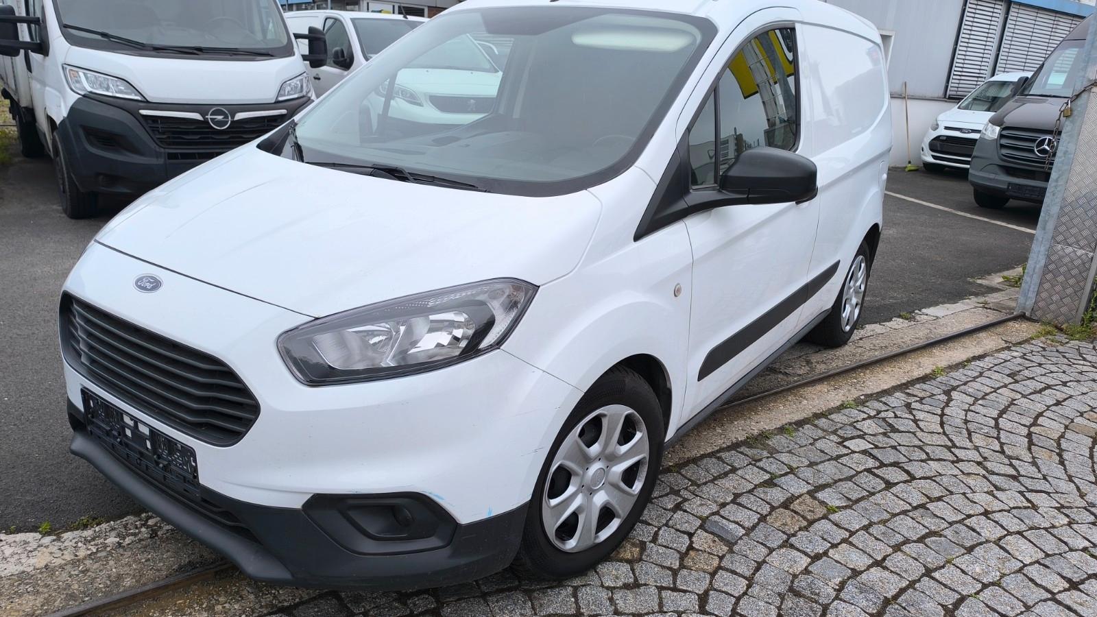 Ford Transit Courier/ Connect, Klima, Navi, PDC