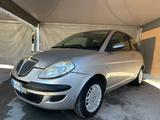 Lancia Ypsilon 1.2 Versus GPL - Lancia Ypsilon: Versus