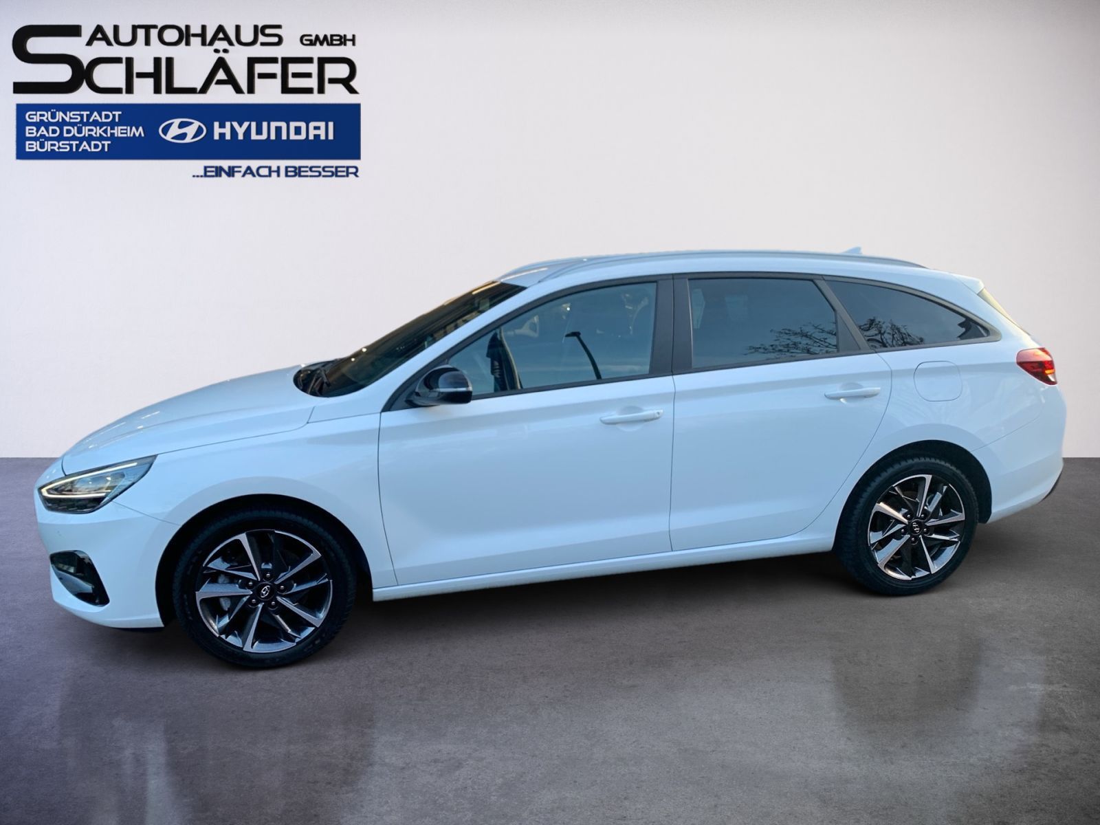 Fahrzeugabbildung Hyundai i30 Kombi 1.0 T-GDI Connect & Go Navi LED